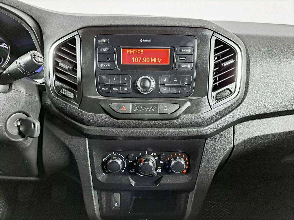 Лада (ВАЗ) ИКСРЭЙ б/у, 2018, Механическая. Фото: #12