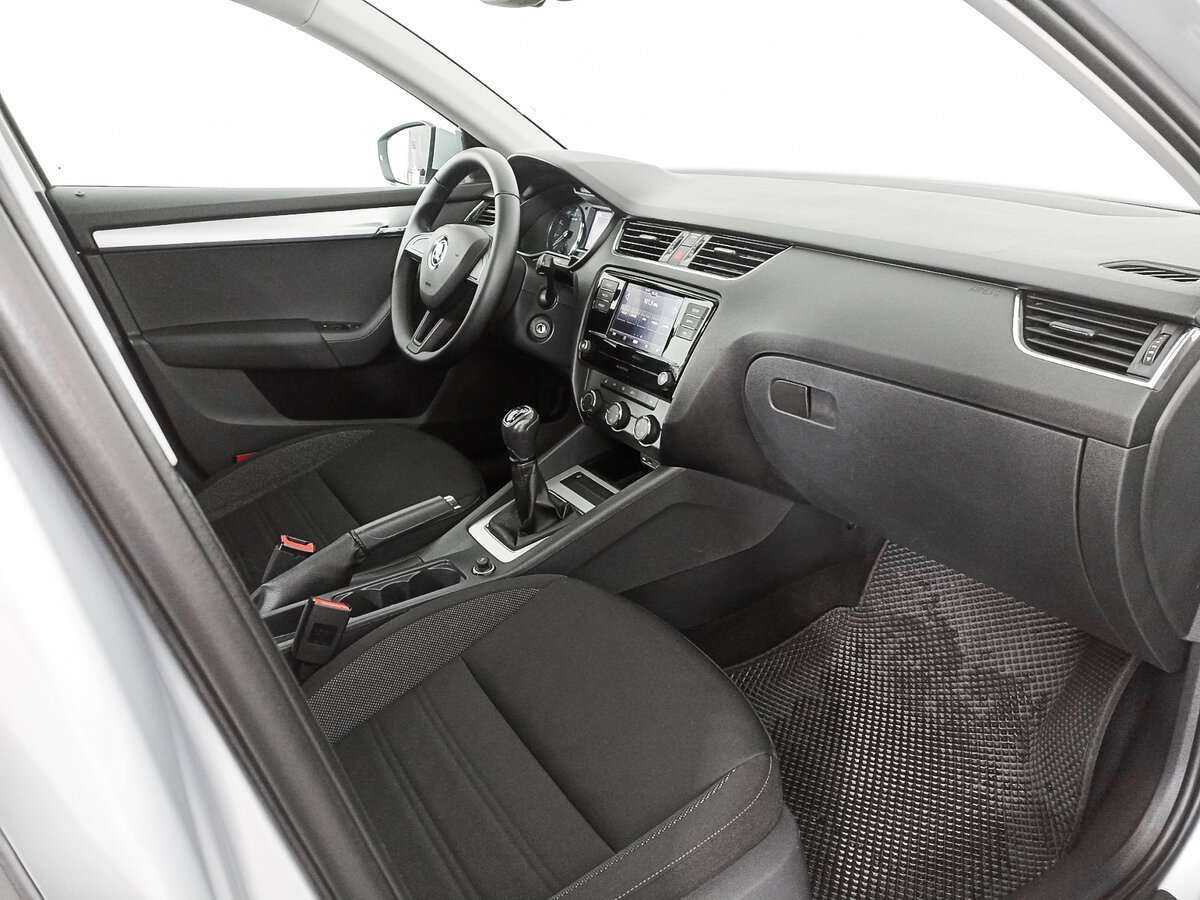 Шкода Октавия б/у, 2017, Механическая. Фото: #6