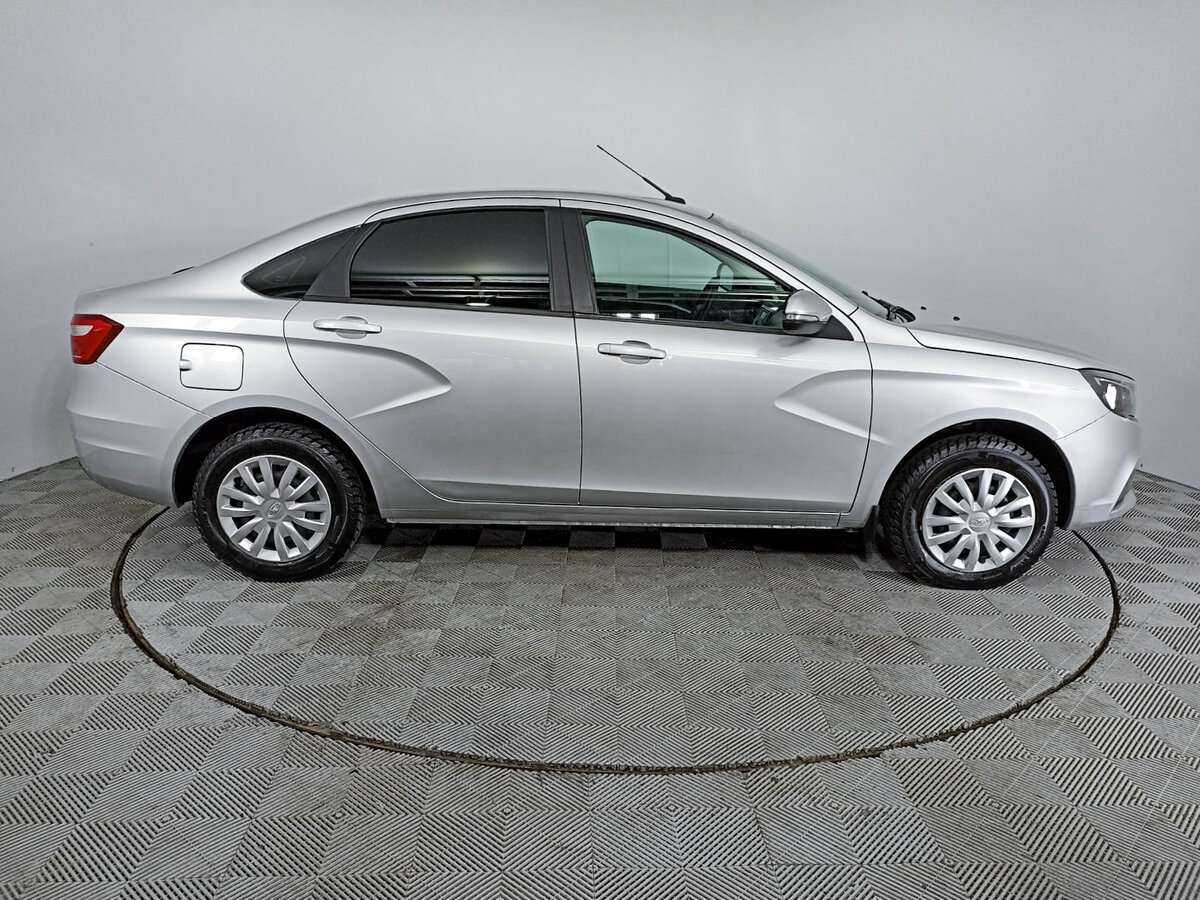 Лада (ВАЗ) Веста б/у, 2017, Механическая. Фото: #3