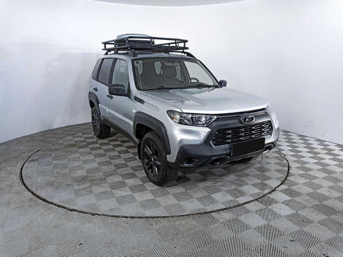 Лада (ВАЗ) Нива б/у, 2022, Механическая. Фото: #2