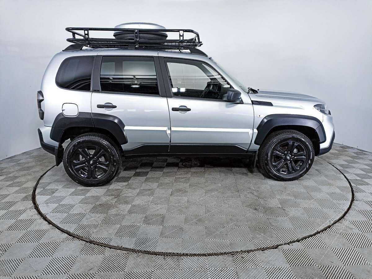 Лада (ВАЗ) Нива б/у, 2022, Механическая. Фото: #3