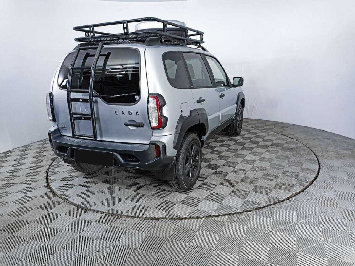 Лада (ВАЗ) Нива б/у, 2022, Механическая. Фото: #4