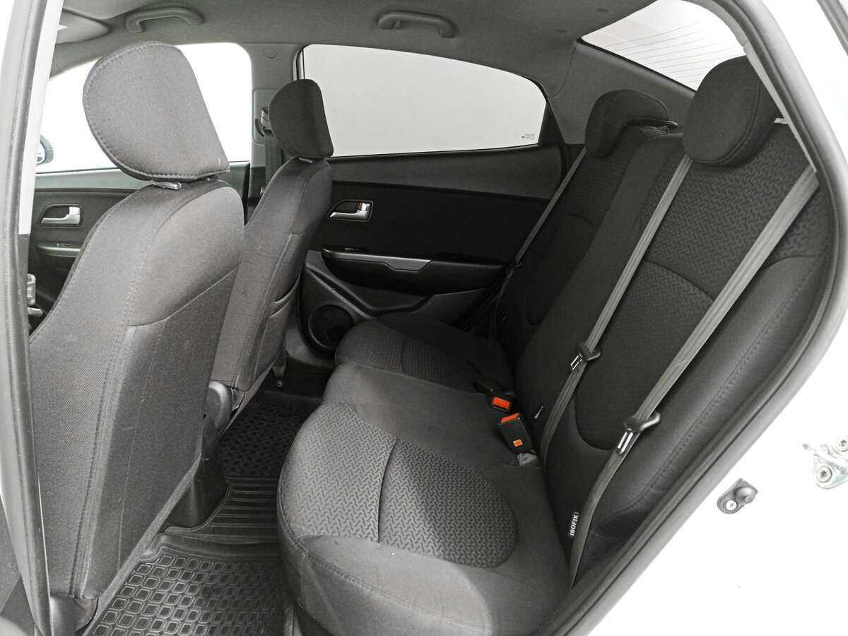 Киа Рио б/у, 2014, Механическая. Фото: #11