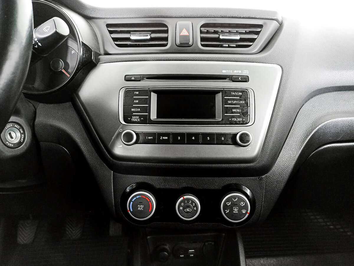 Киа Рио б/у, 2016, Механическая. Фото: #11