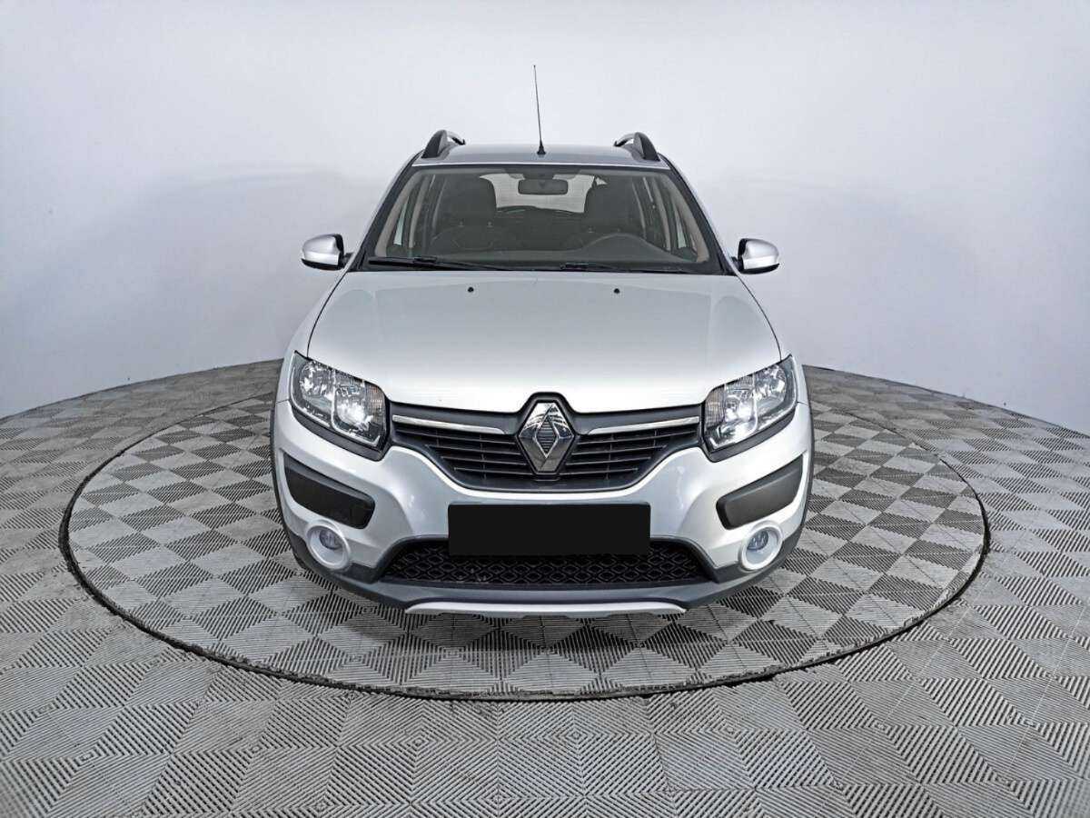 Рено Сандеро б/у, 2017, Автоматическая. Фото: #1
