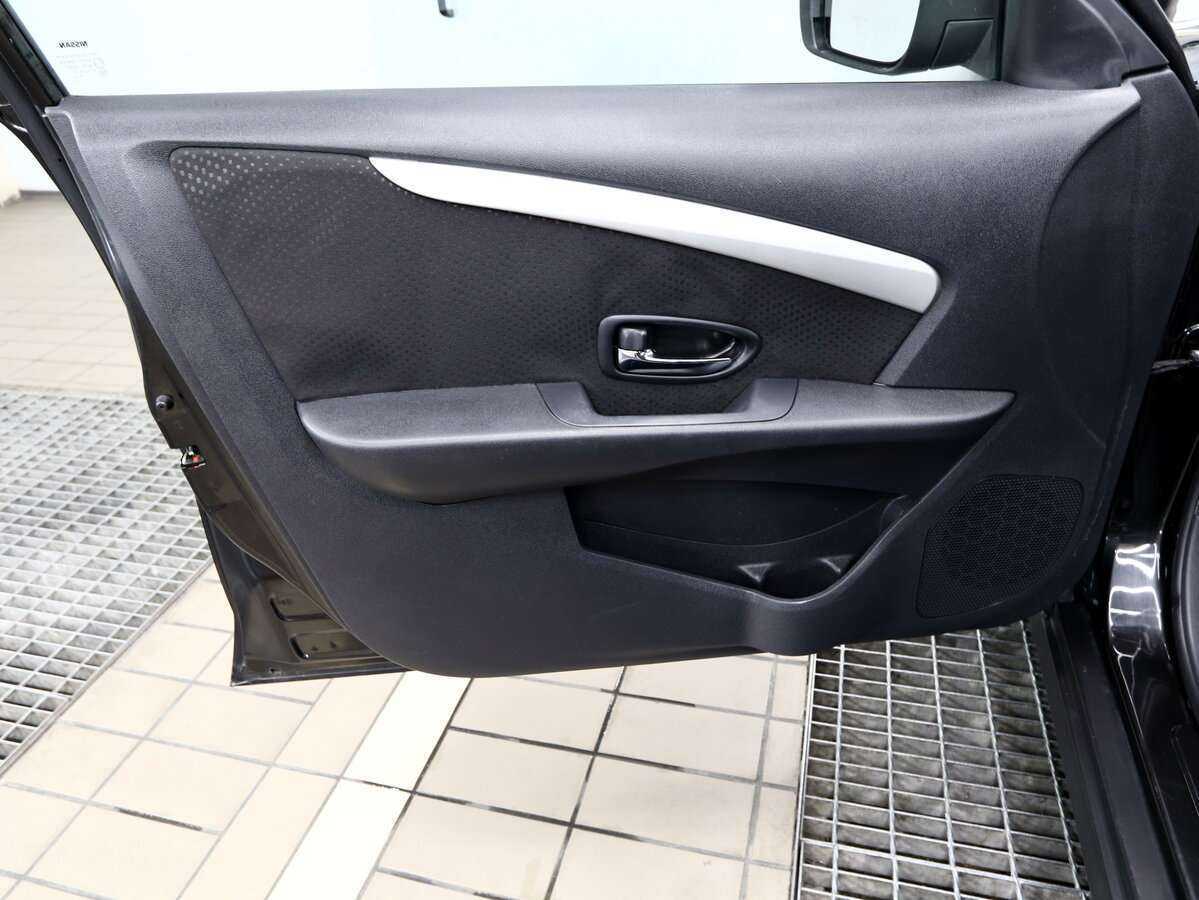 Ниссан Альмера б/у, 2014, Автоматическая. Фото: #7