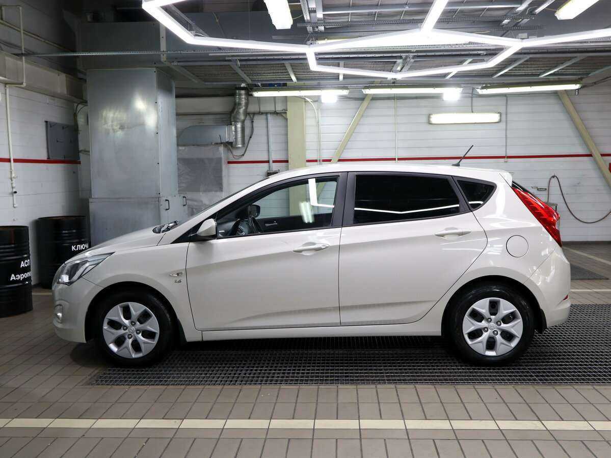 Хендай Солярис б/у, 2015, Автоматическая. Фото: #4