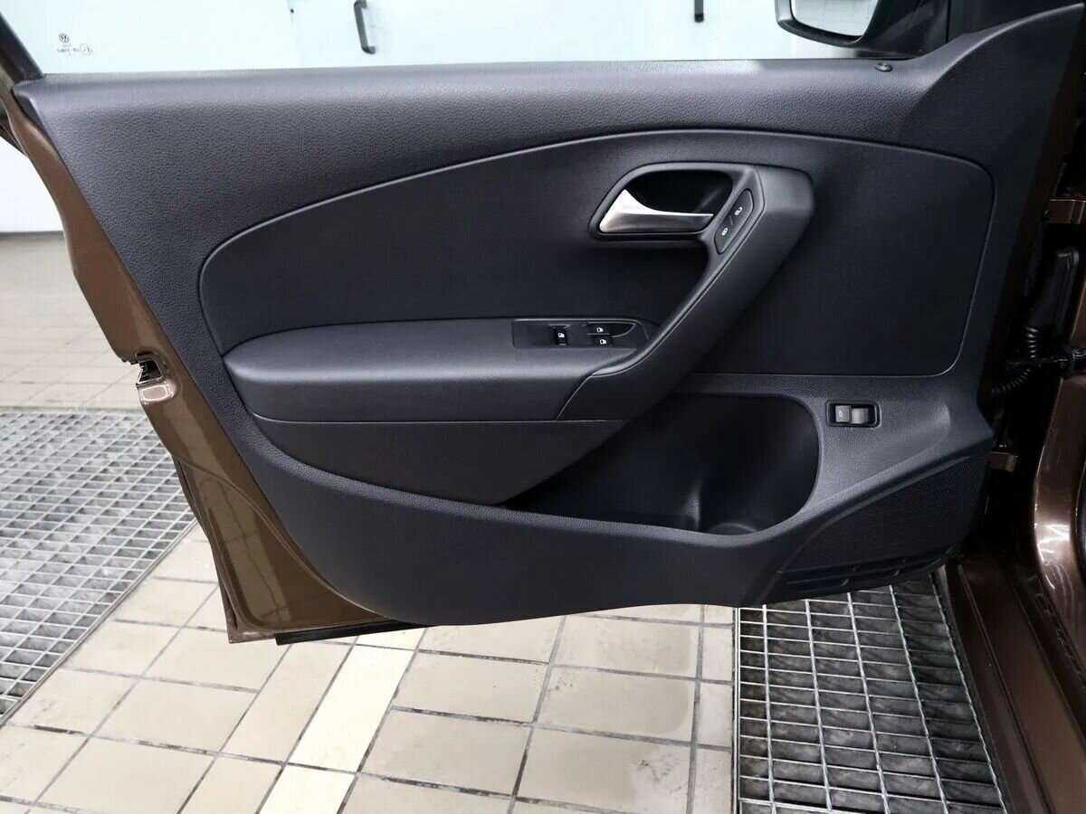 Фольксваген Поло б/у, 2018, Автоматическая. Фото: #12