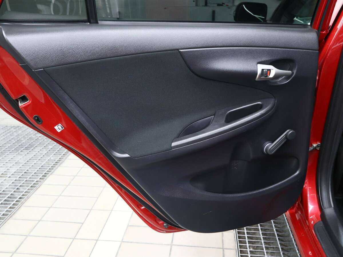 Тойота Королла б/у, 2012, Автоматическая. Фото: #8