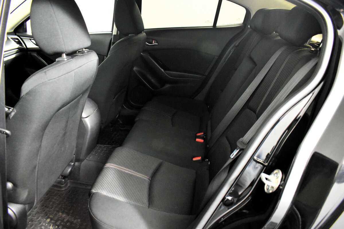 Мазда 3 б/у, 2017, Автоматическая. Фото: #17