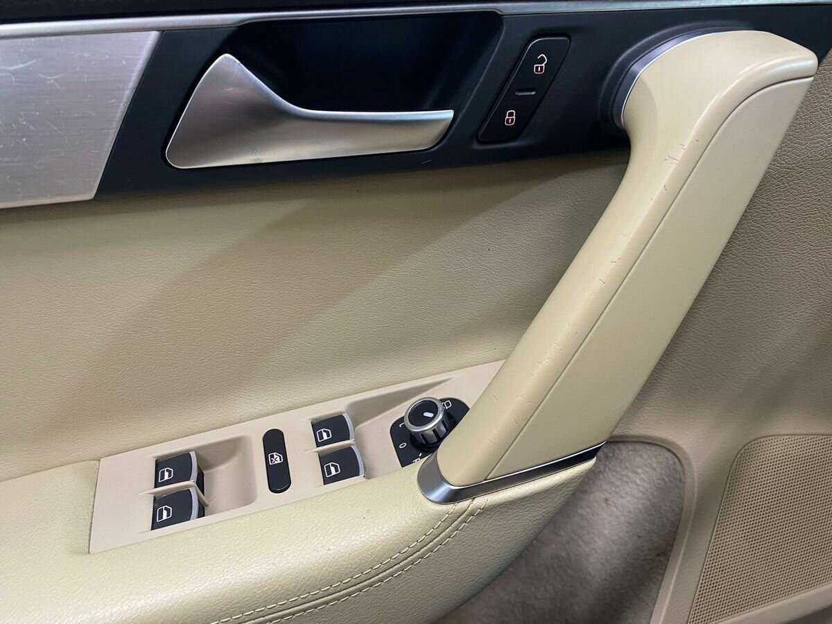 Фольксваген Пассат б/у, 2012, Роботизированная. Фото: #14