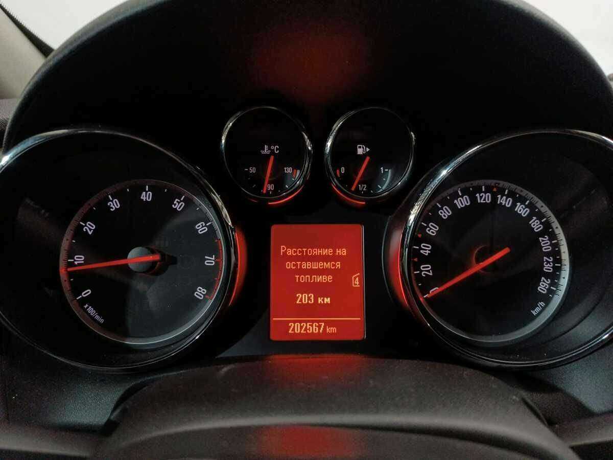 Опель Астра б/у, 2013, Механическая. Фото: #12