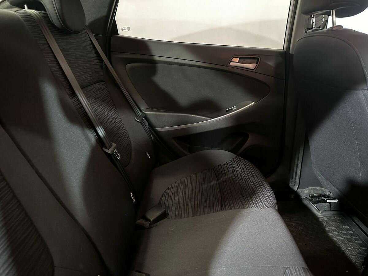 Хендай Солярис б/у, 2015, Автоматическая. Фото: #11