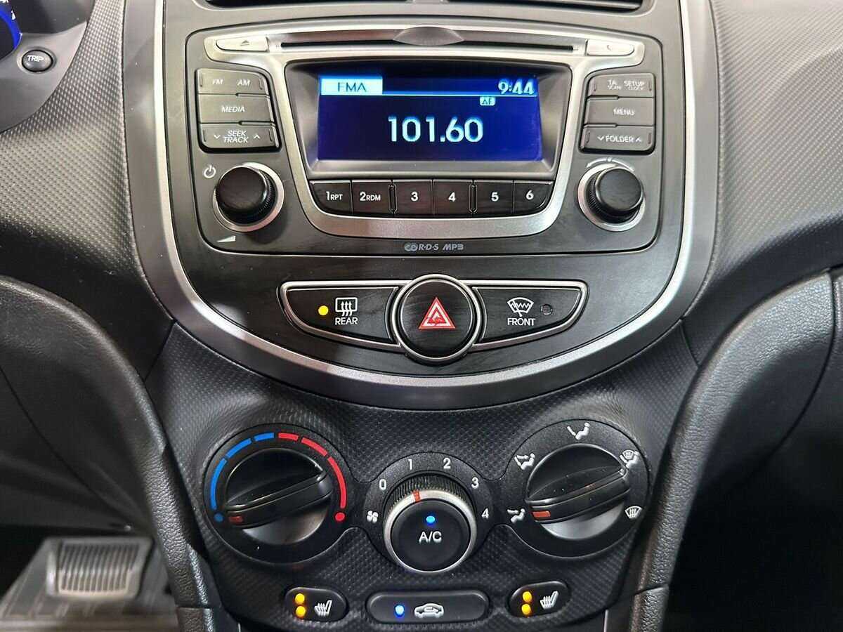 Хендай Солярис б/у, 2015, Автоматическая. Фото: #12