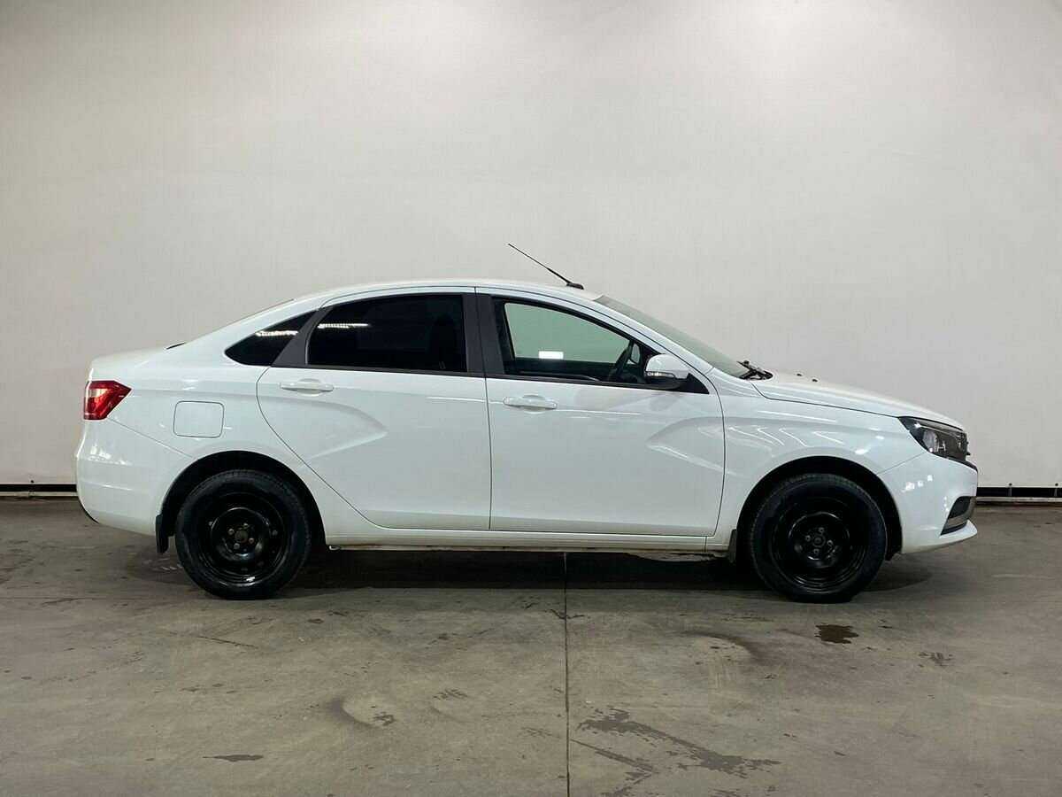 Лада (ВАЗ) Веста б/у, 2021, Механическая. Фото: #3