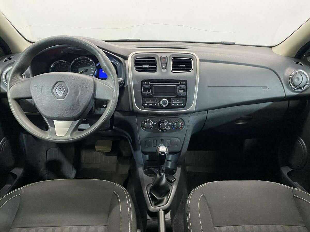 Рено Логан б/у, 2016, Автоматическая. Фото: #8