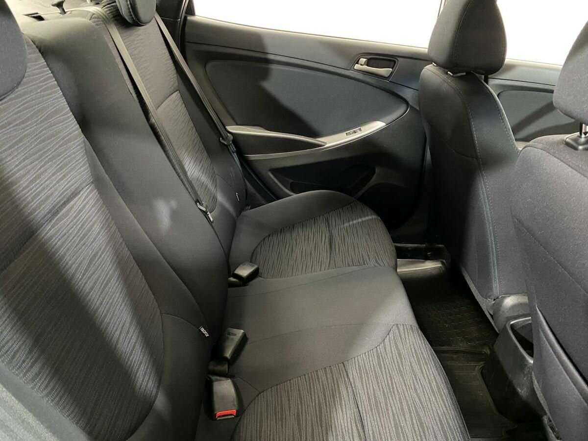 Хендай Солярис б/у, 2015, Автоматическая. Фото: #10