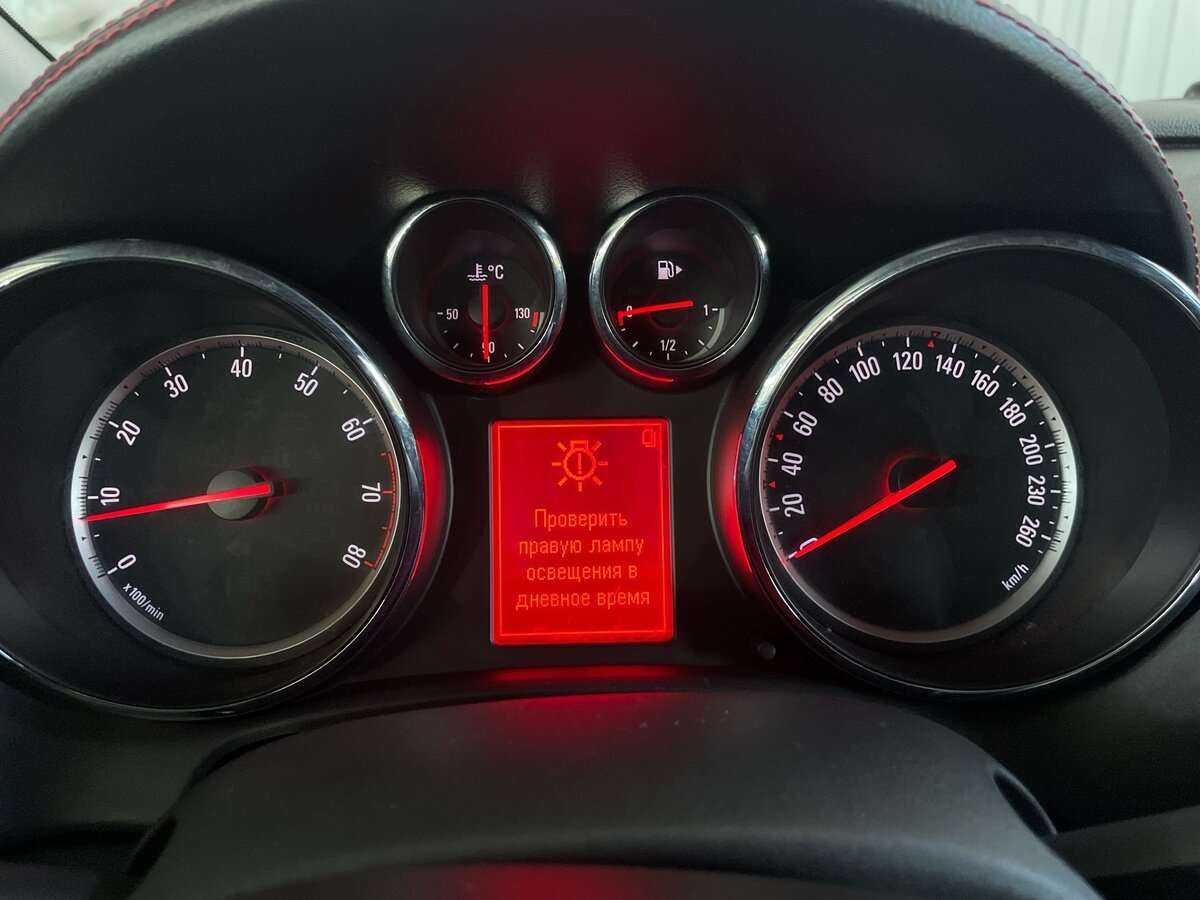 Опель Астра б/у, 2012, Автоматическая. Фото: #12