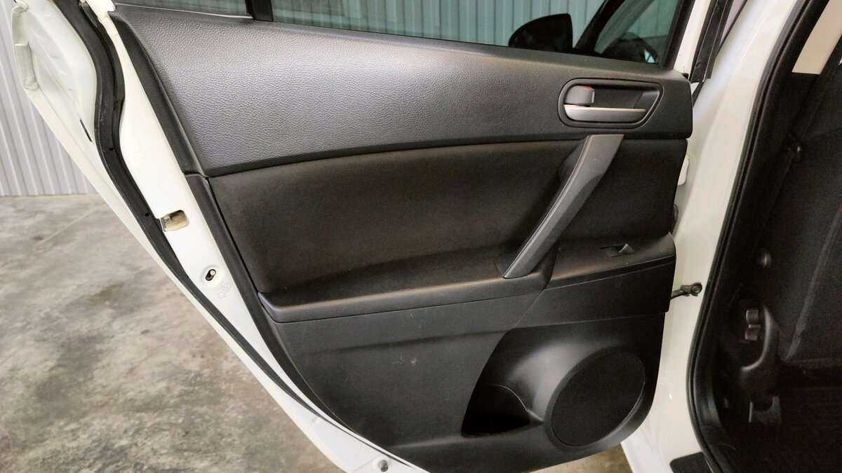 Мазда 3 б/у, 2012, Автоматическая. Фото: #12