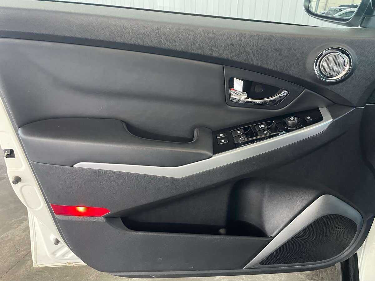 Сан-Ён Актион б/у, 2013, Автоматическая. Фото: #20