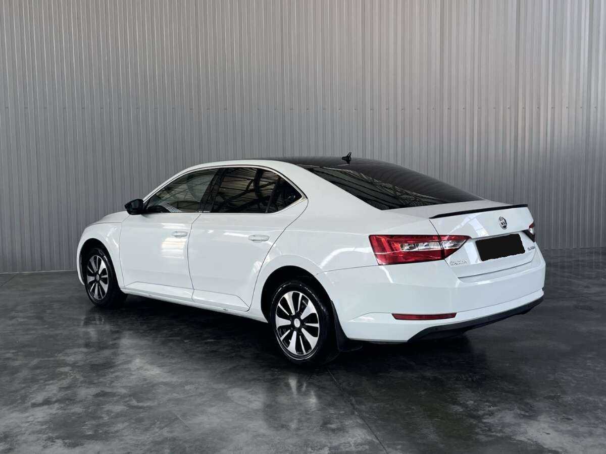 Шкода Суперб б/у, 2015, Роботизированная. Фото: #6