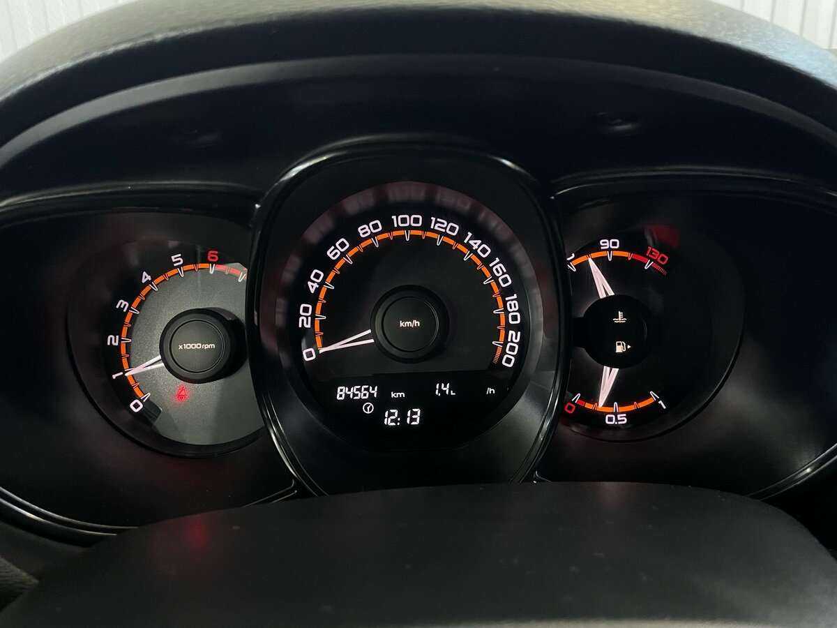 Лада (ВАЗ) Веста б/у, 2018, Механическая. Фото: #12