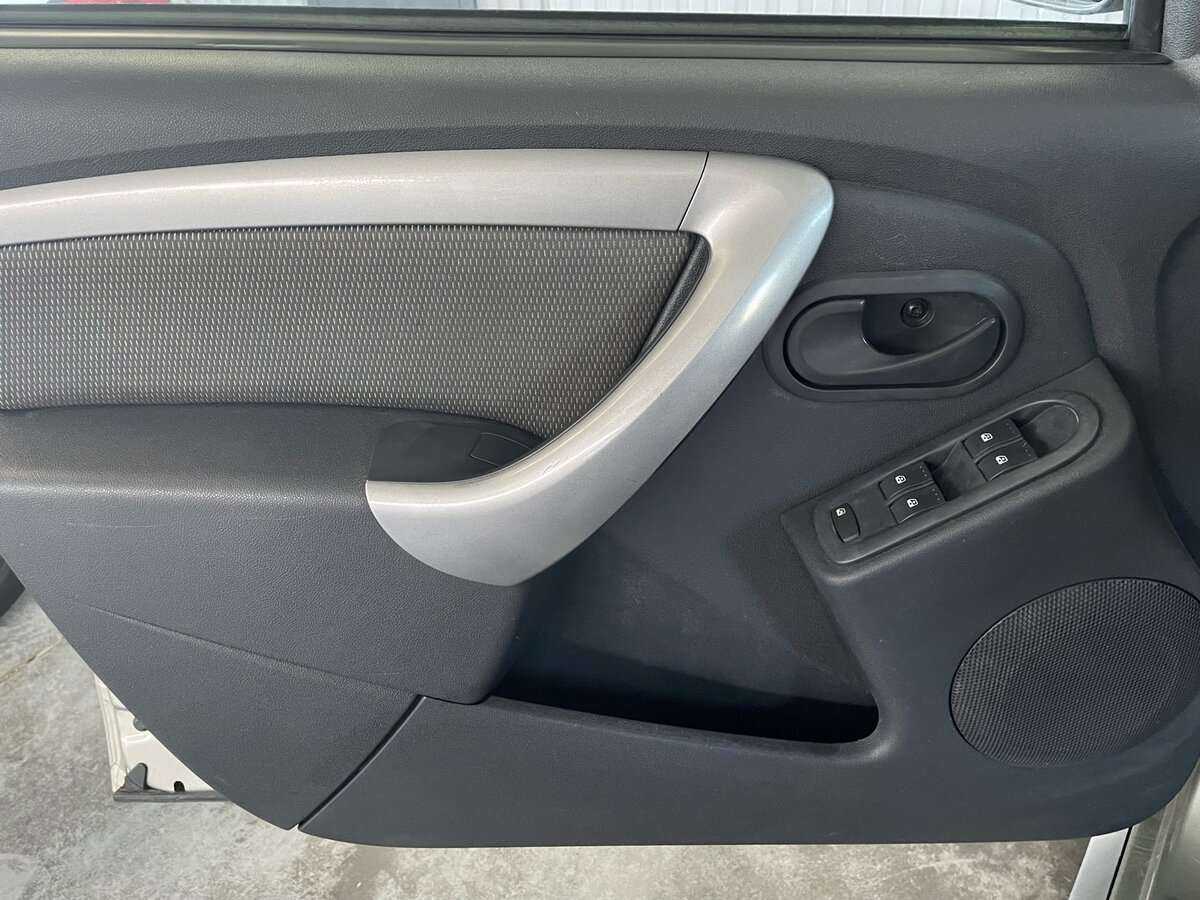 Рено Дастер б/у, 2013, Механическая. Фото: #15