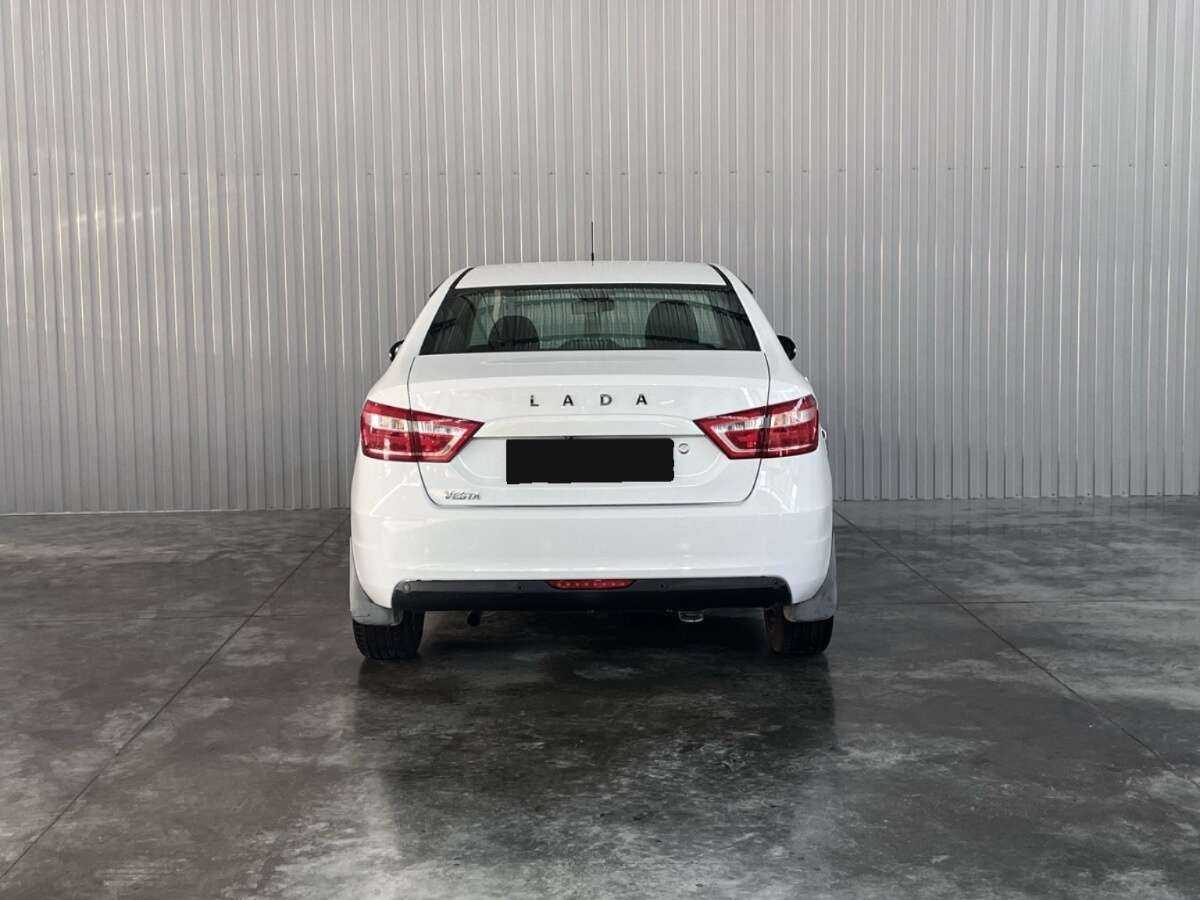 Лада (ВАЗ) Веста б/у, 2017, Механическая. Фото: #5