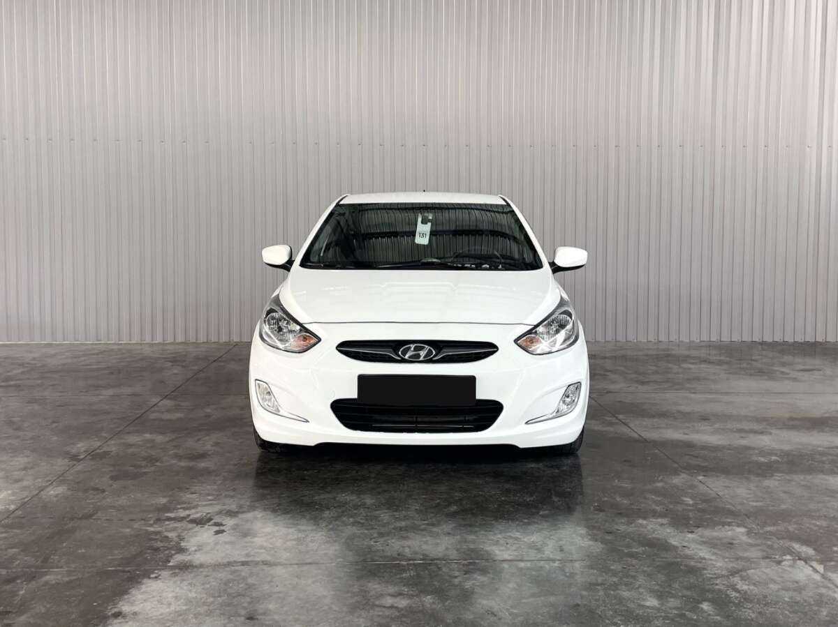 Хендай Солярис б/у, 2013, Механическая. Фото: #1