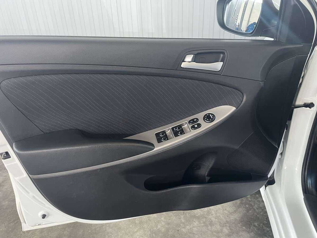 Хендай Солярис б/у, 2016, Автоматическая. Фото: #19