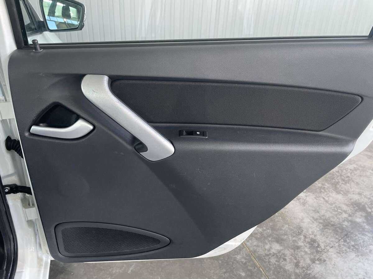 Лада (ВАЗ) Гранта б/у, 2016, Механическая. Фото: #19