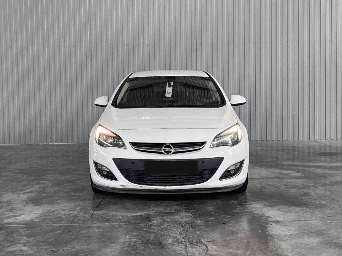 Опель Астра б/у, 2013, Автоматическая. Фото: #1