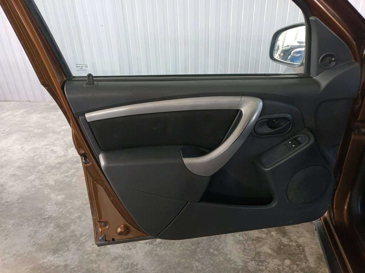 Рено Дастер б/у, 2012, Механическая. Фото: #15