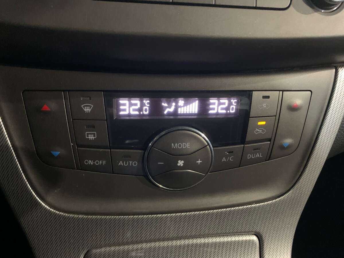 Ниссан Тиида б/у, 2015, Вариатор. Фото: #13