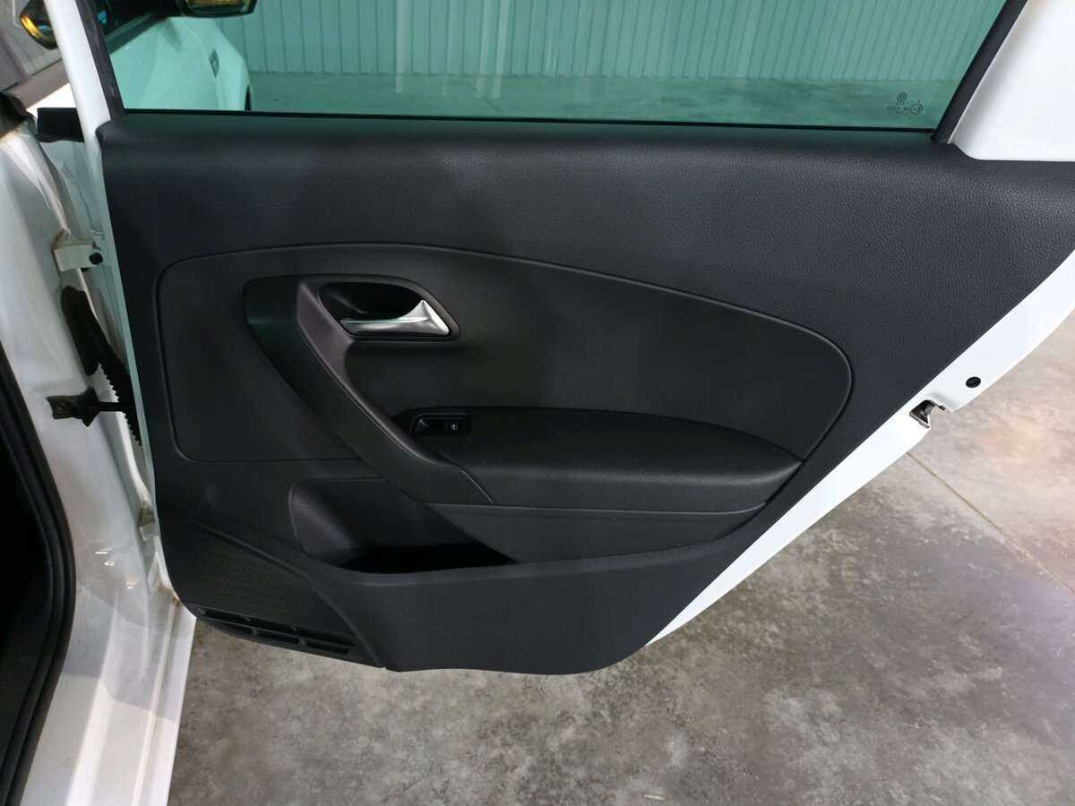 Фольксваген Поло б/у, 2019, Механическая. Фото: #21