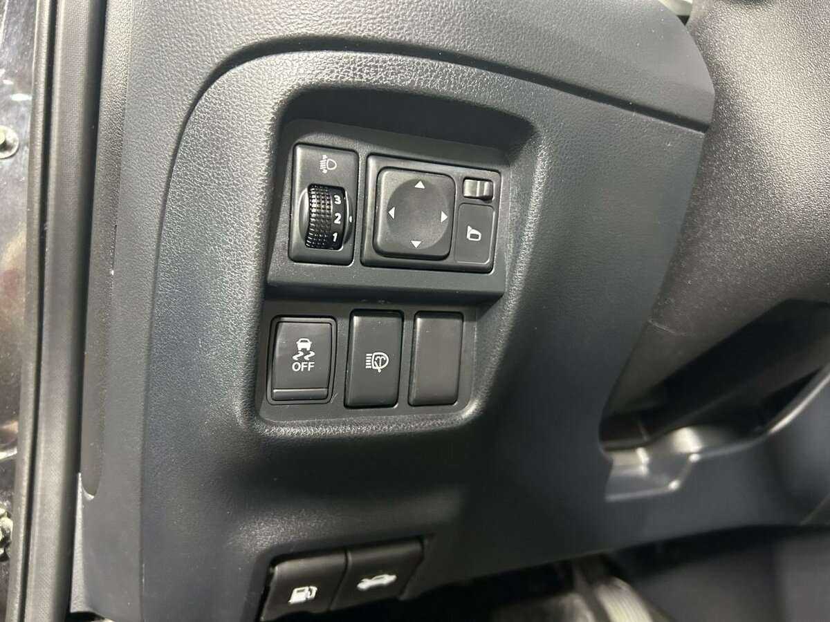 Ниссан Жук б/у, 2012, Вариатор. Фото: #8