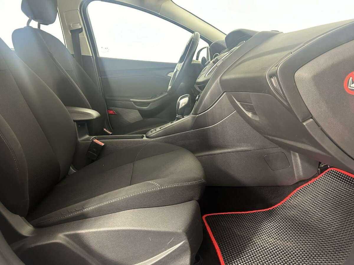 Форд Фокус б/у, 2016, Роботизированная. Фото: #13