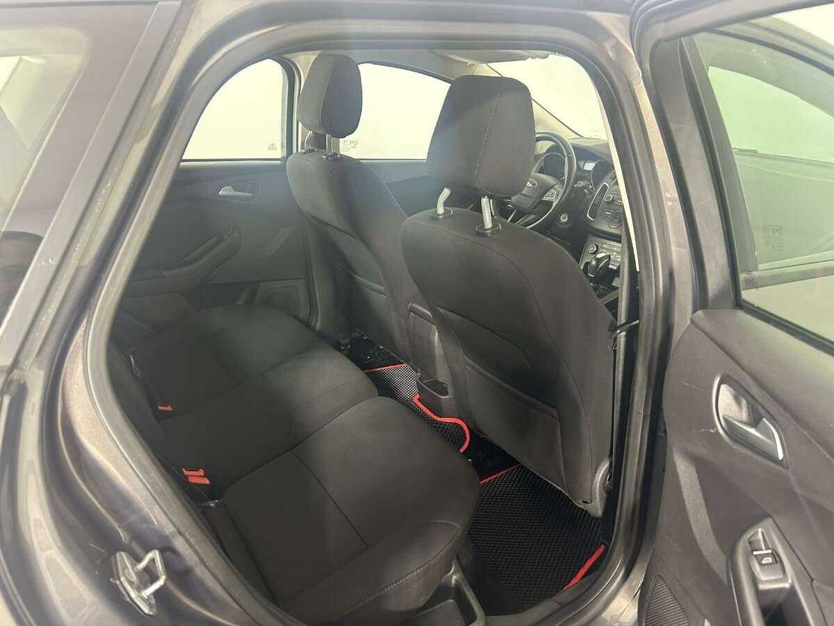 Форд Фокус б/у, 2016, Роботизированная. Фото: #15