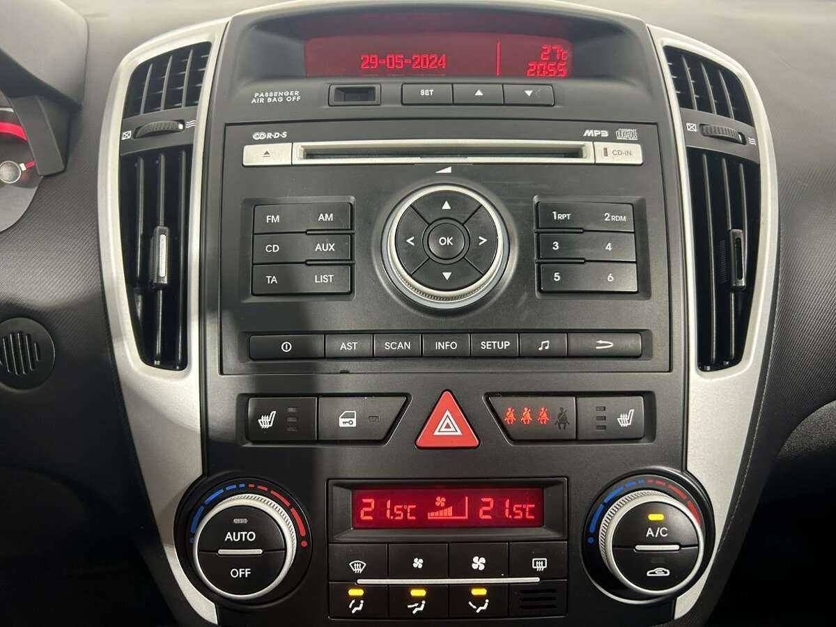 Киа Сид б/у, 2012, Автоматическая. Фото: #11