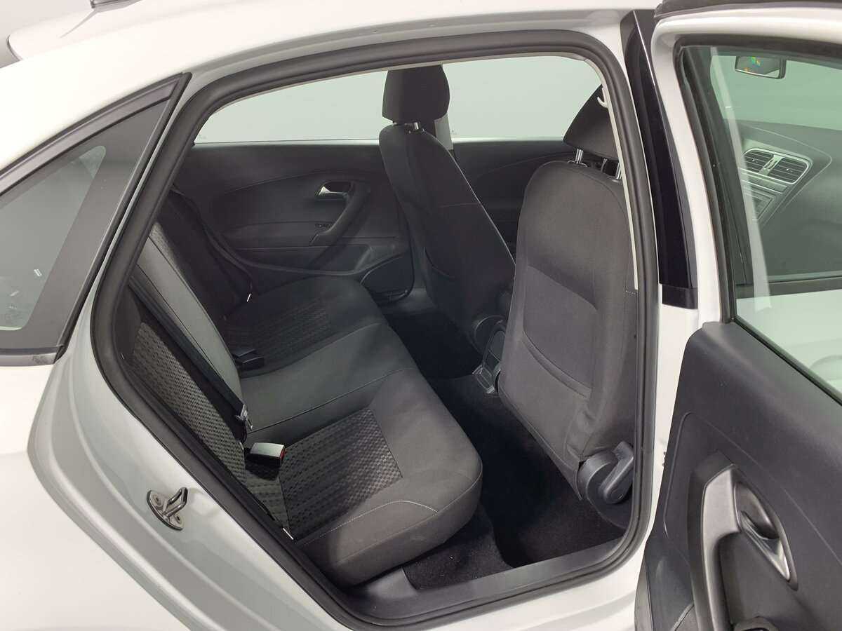 Фольксваген Поло б/у, 2019, Механическая. Фото: #14