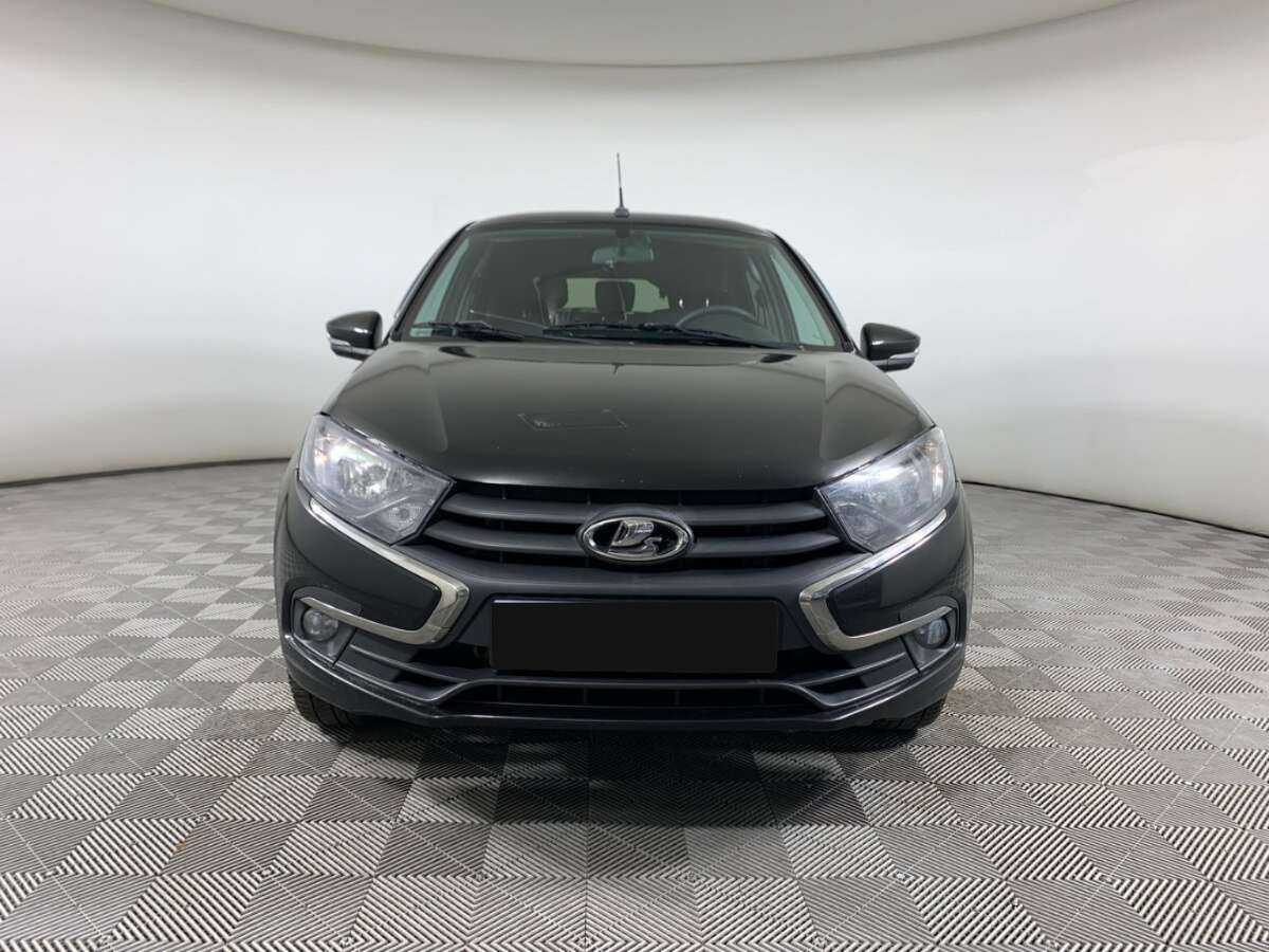 Лада (ВАЗ) Гранта б/у, 2018, Механическая. Фото: #1