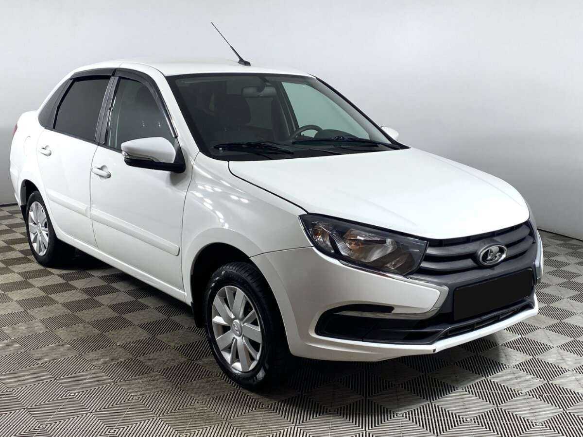 Лада (ВАЗ) Гранта б/у, 2022, Механическая. Фото: #2