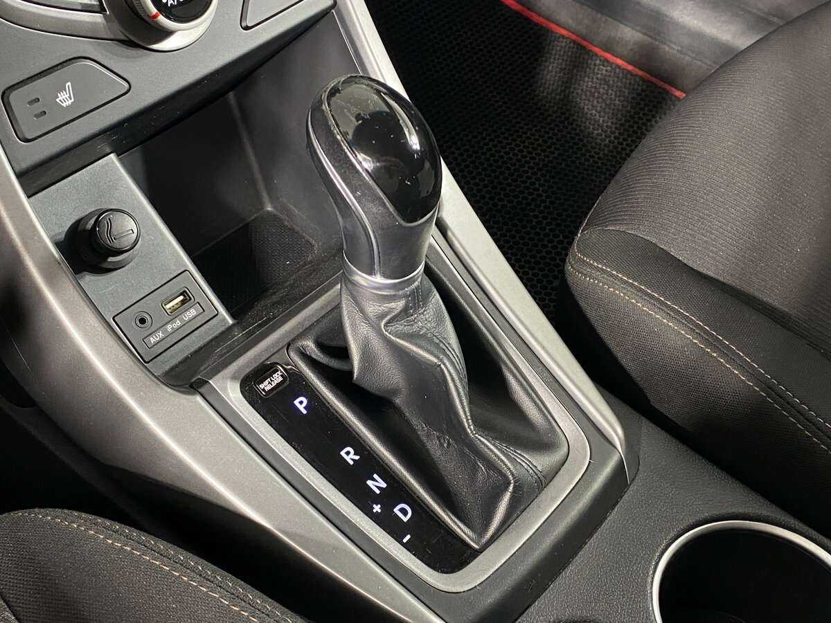 Хендай Елантра б/у, 2015, Автоматическая. Фото: #12