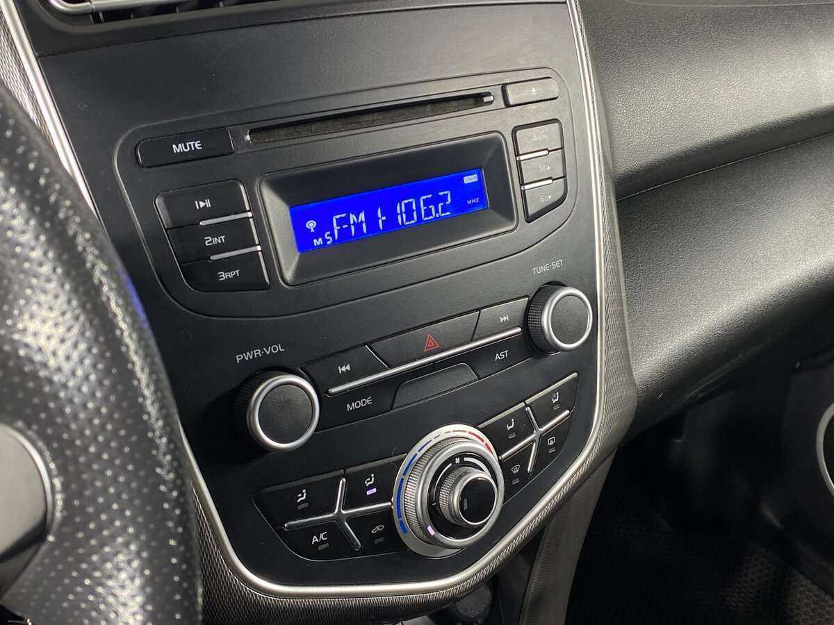 Лифан Икс60 б/у, 2017, Вариатор. Фото: #9