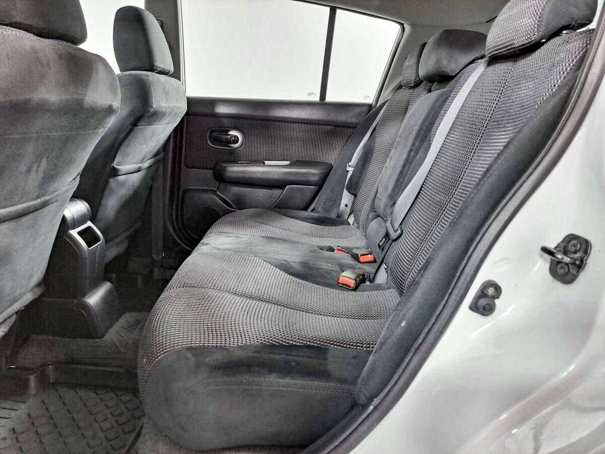 Ниссан Тиида б/у, 2012, Механическая. Фото: #9