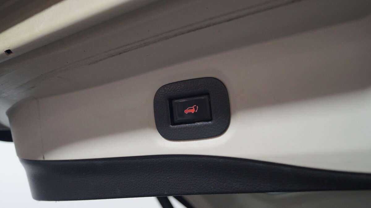 Ниссан Икс-Трейл б/у, 2017, Механическая. Фото: #15