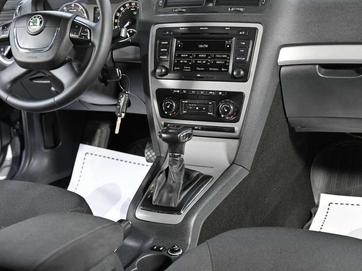 Шкода Октавия б/у, 2012, Автоматическая. Фото: #8