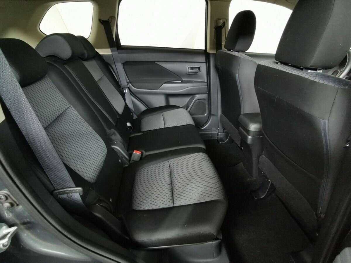 Митсубиши Оутлэндер б/у, 2014, Вариатор. Фото: #11