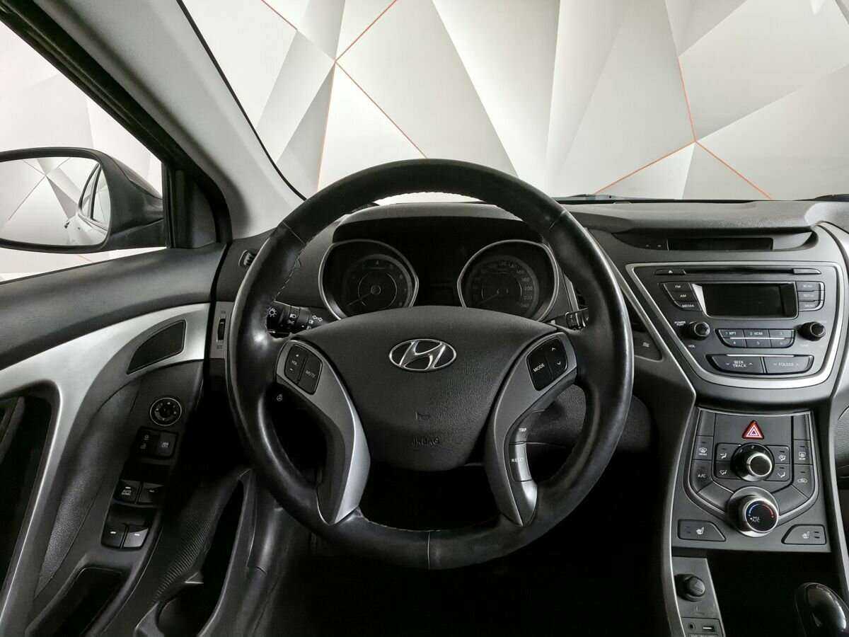 Хендай Елантра б/у, 2015, Автоматическая. Фото: #14