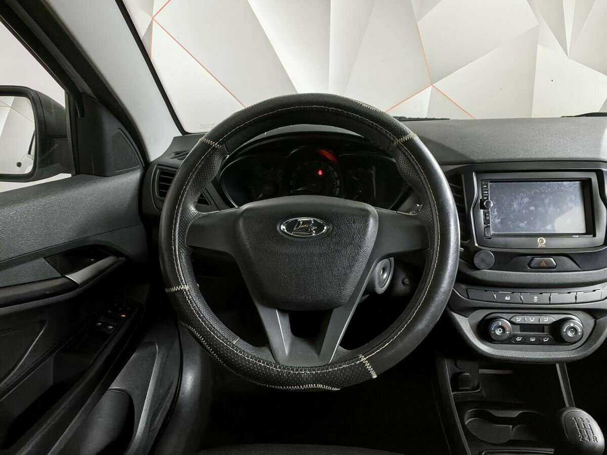 Лада (ВАЗ) Веста б/у, 2017, Механическая. Фото: #14